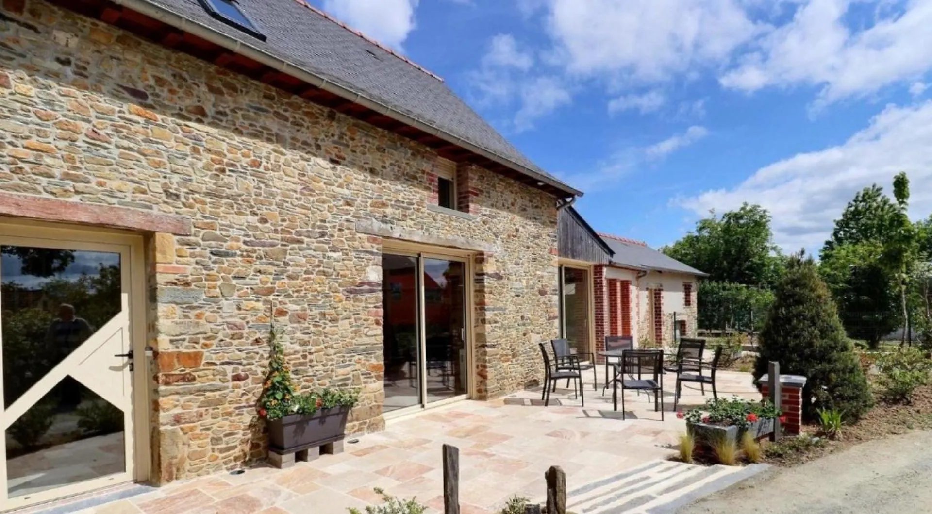 O Pre Des Fleurs Villa Amanlis
